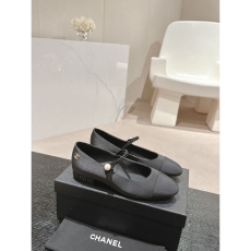 Chanel Low Shoes